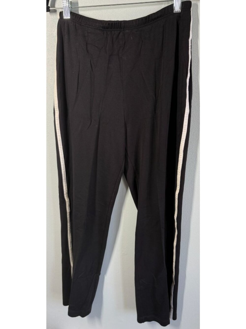 Lands' End Womens Medium Pull On Pant Athleisure Minimalist Side Stripe Black